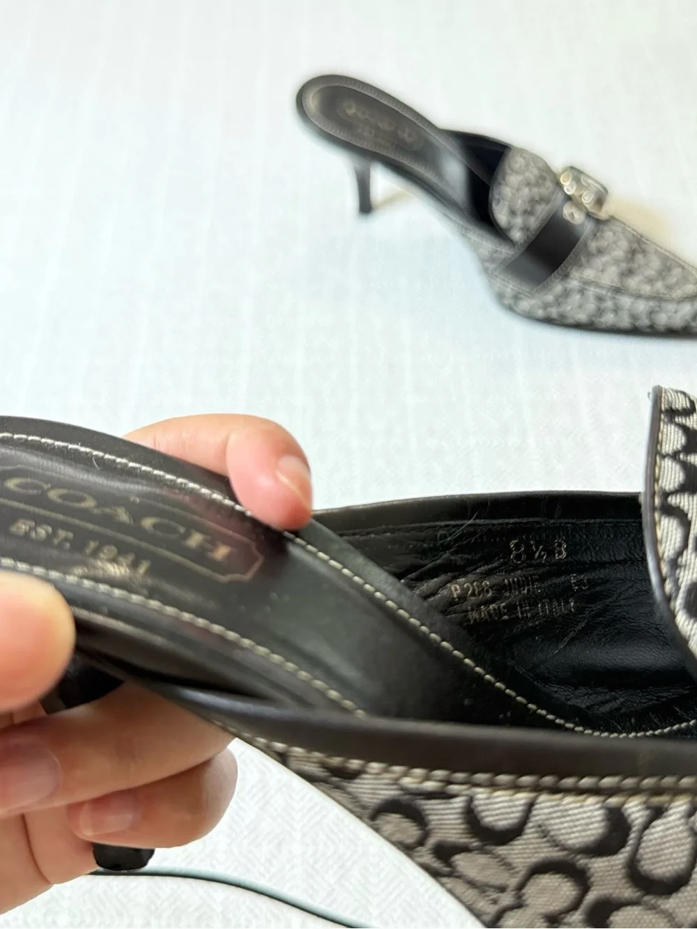 Vintage Coach Logo Canvas Mules Kitten Heels Pointy Toe Buckled with box 8 1/2